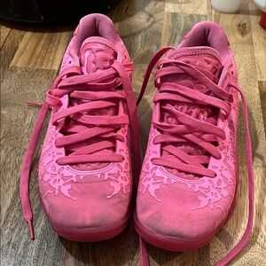 Nike Kids Pink Sneakers size 5.5 Jordan Zion 3s